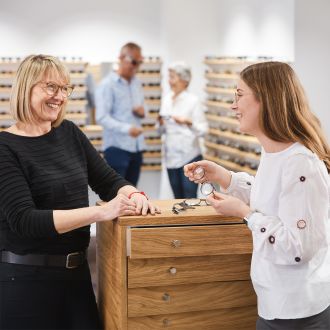 Zwei Frauen in der Beratung